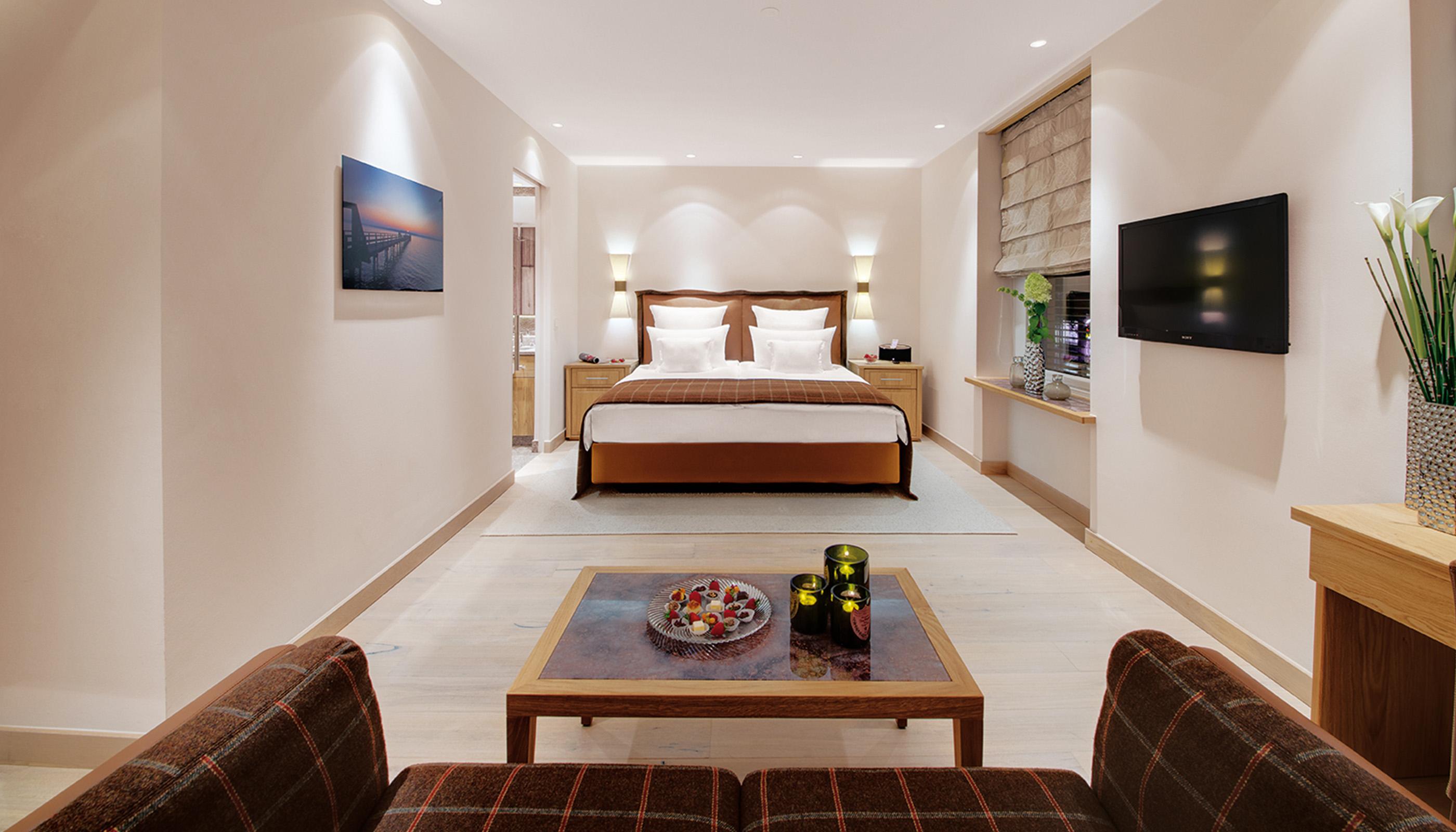 Bilder_fuer_Website_2800x1600_Hotel Excelsior Alpenzimmer3.jpg